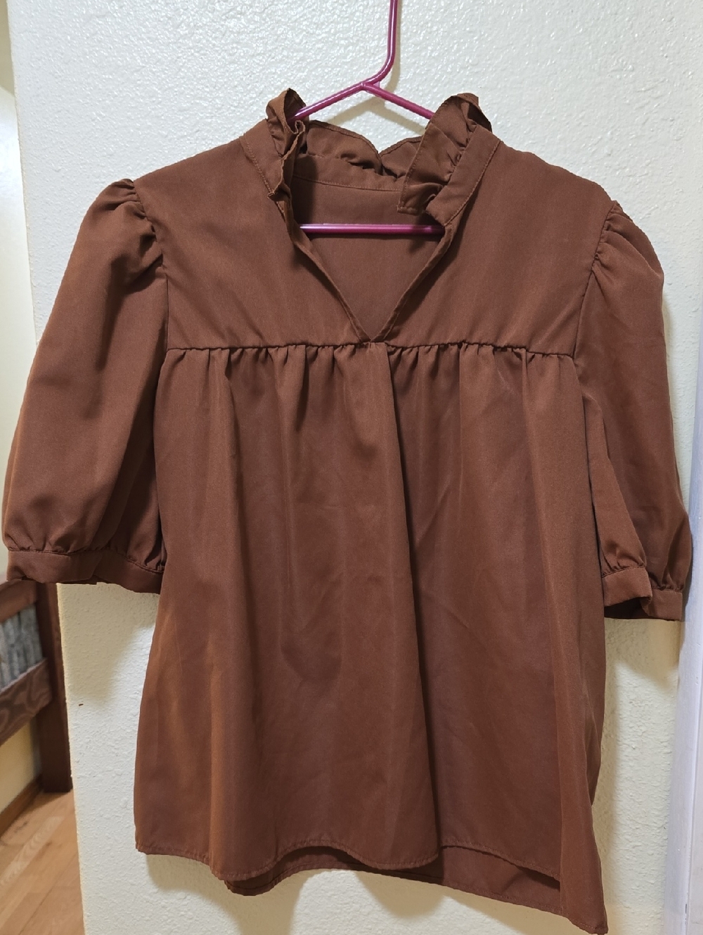 SHEIN Brown Ruffle Collar Puff Sleeve Blouse